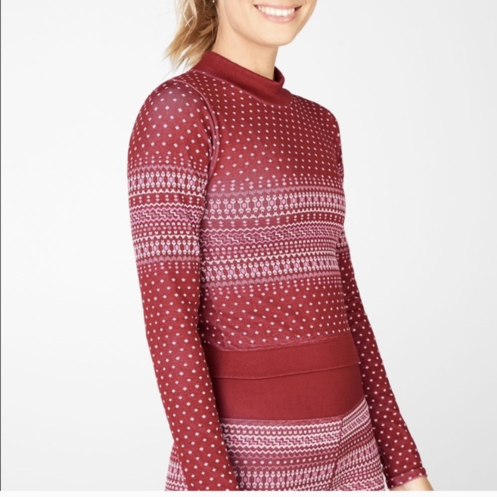 FABLETICS Holly Seamless Long Sleeve Crop Top Size X/L Red & White